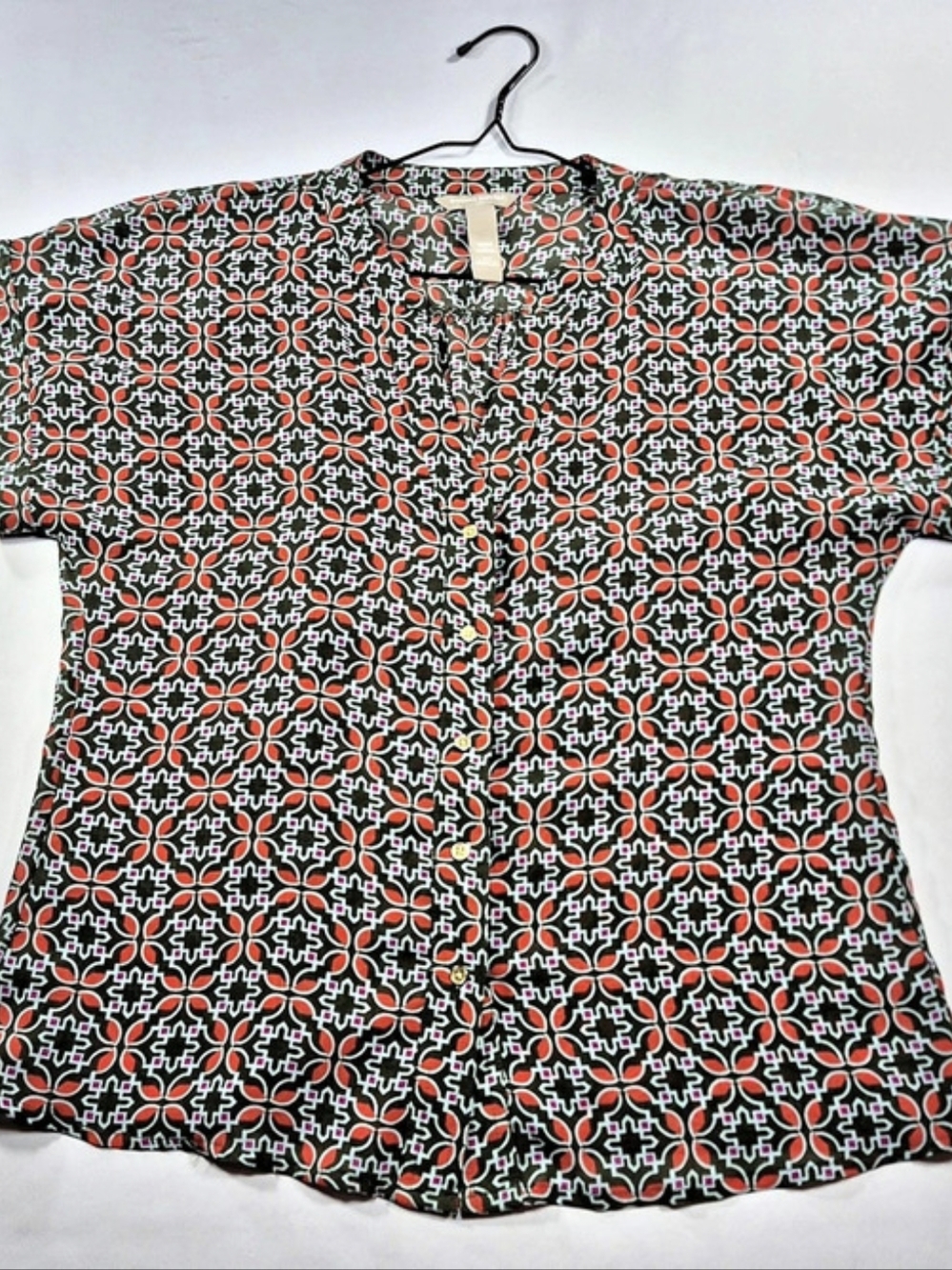 Banana Republic Geometric Blouse in Green & Red Size Medium